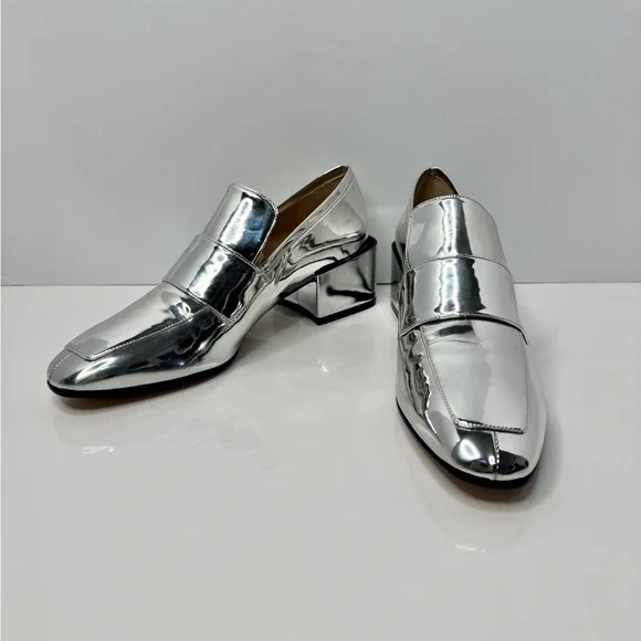 Stuart Weitzman ‘Sawyer’ Metallic Block Heel Loafer in Polar Silver NIB - Picture 3 of 11